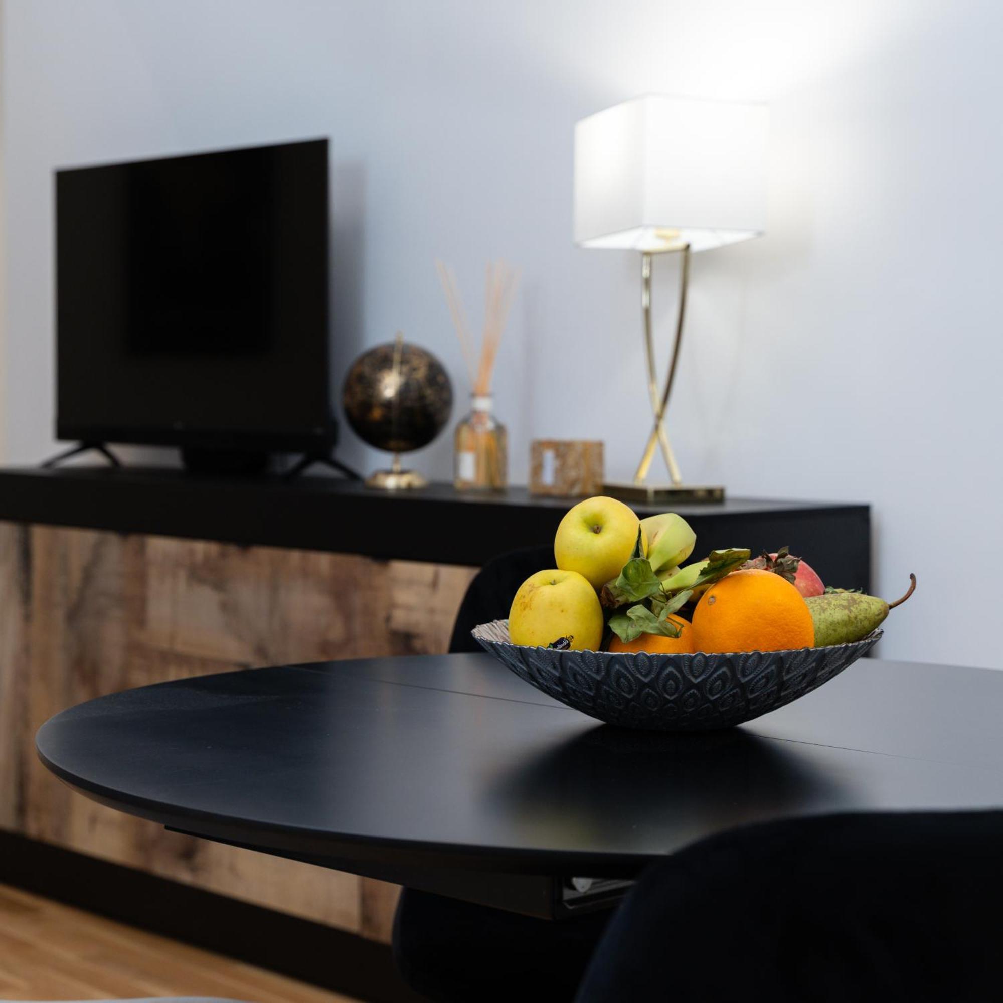 La Duca Suites & Apartments ปาแลร์โม ภายนอก รูปภาพ